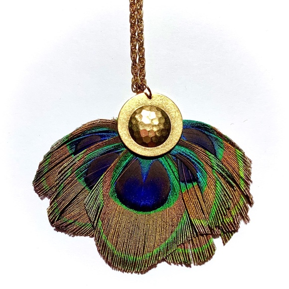 Peacock Feather 🦚 Necklace - Picture 1 of 5